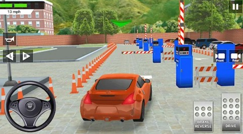 駕駛開車訓練